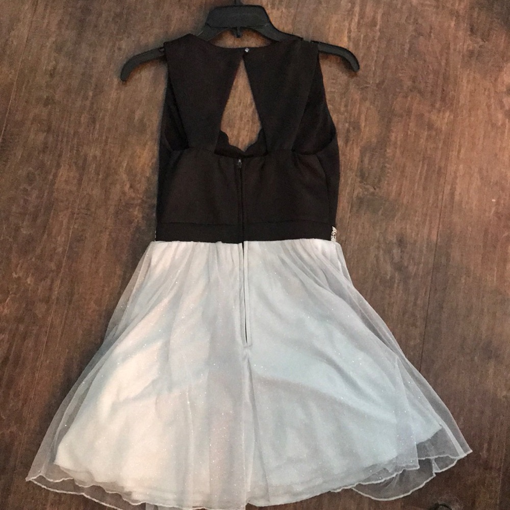 Homecoming dress - Picture 2 of 6